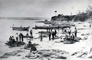 Aspecto de la Ribeira de Miño en 1925, al pie del Almacén. Foto de José Faraldo Basoa, gentileza de José Rodríguez Allegue.