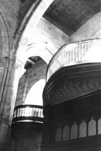 Coro de la Iglesia de Santiago (1960). Archivo del autor.